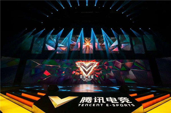 超競集團(tuán)正式發(fā)布！浚源傾心設(shè)計的全國首家全功能專業(yè)電競產(chǎn)業(yè)園——“上海國際新文創(chuàng)電競中心”精彩亮相，競放勢能！